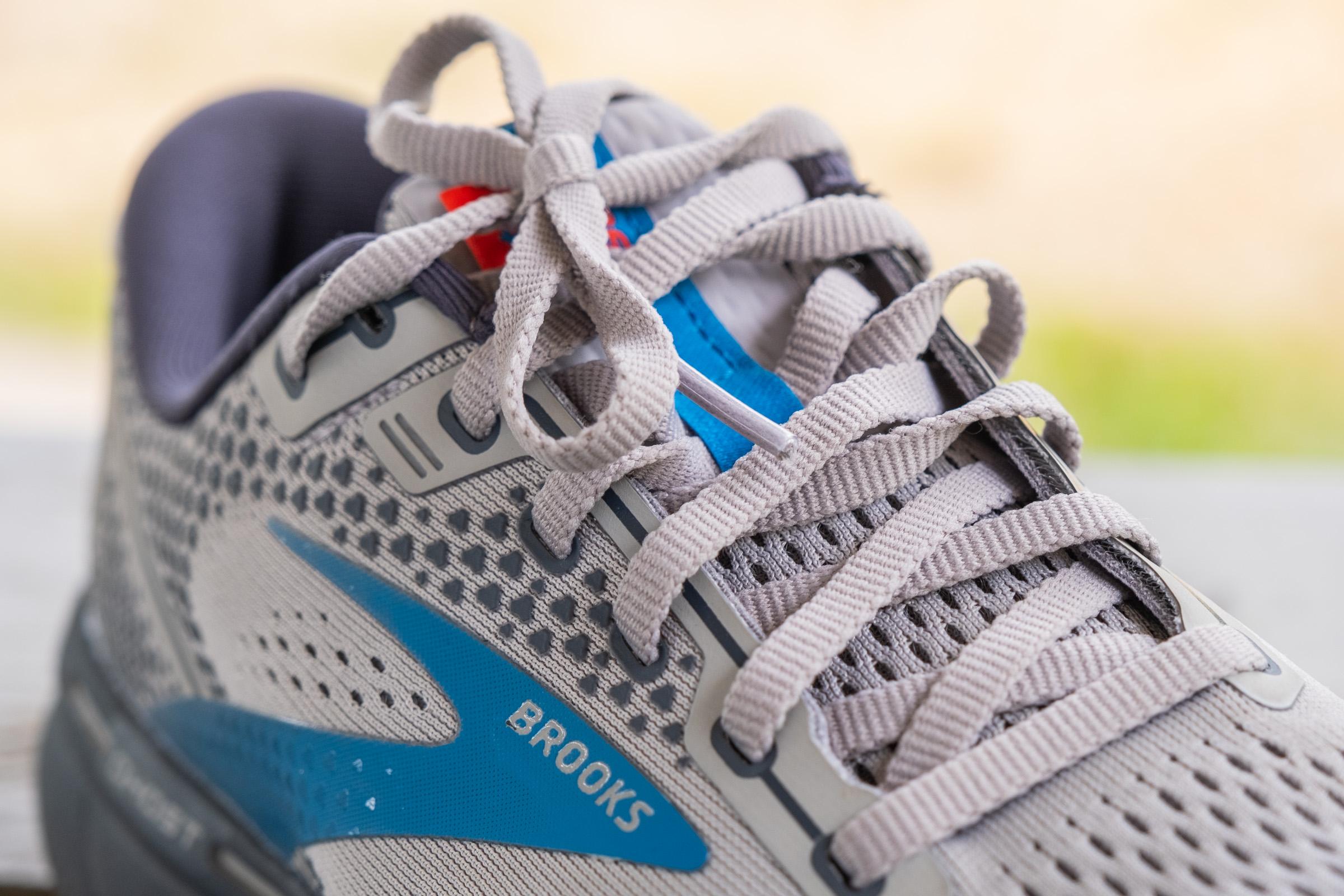 Brooks-Ghost-14-Lacing-Pattern.jpg