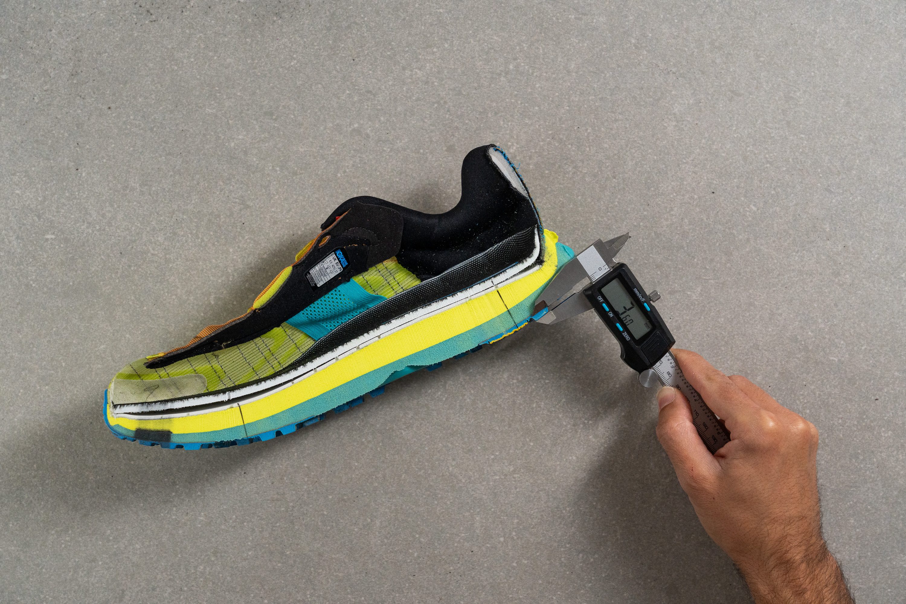 Hoka Tecton X 2 Lug depth