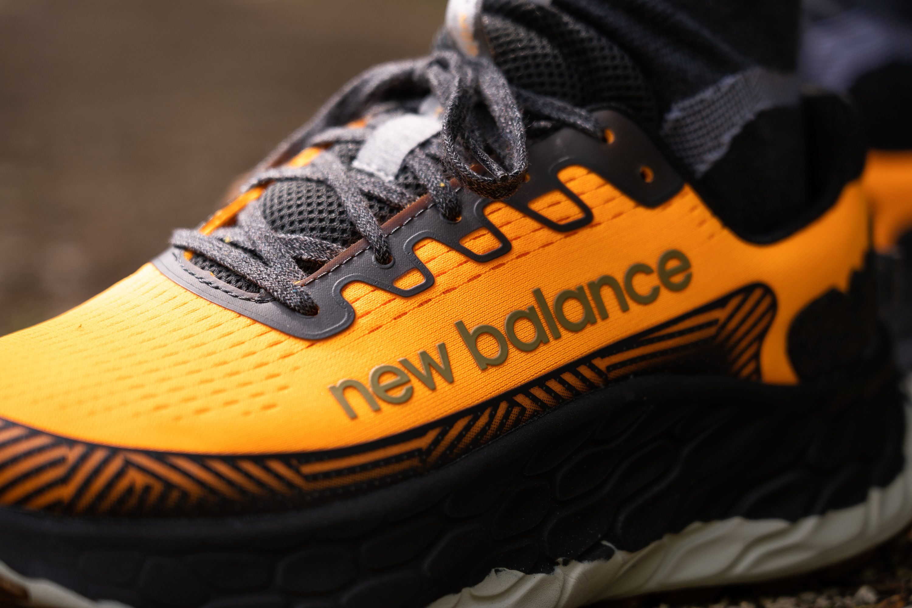 new-balance-ffxmoretrailv3-laces.JPG