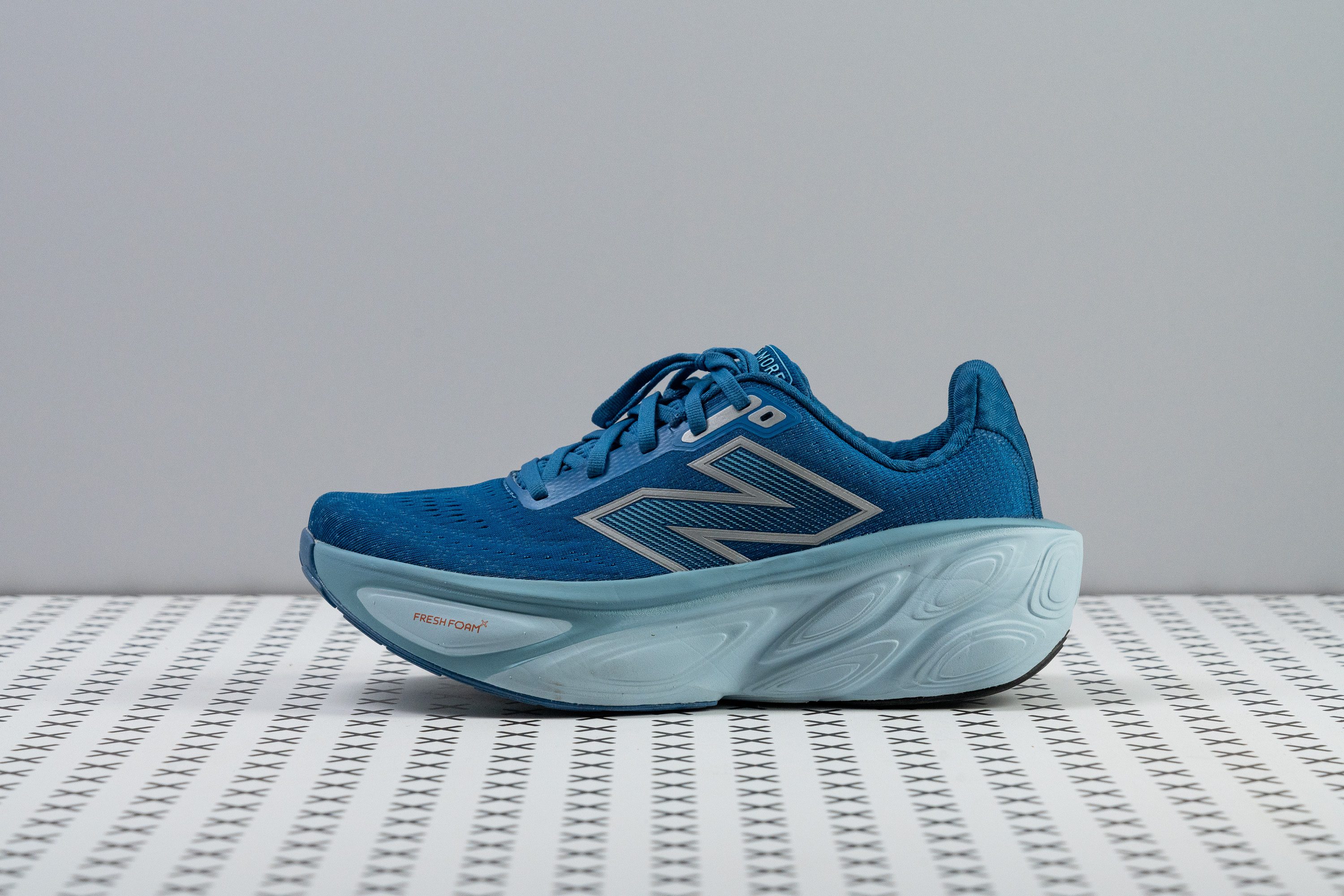 New Balance Fresh Foam X More V5 rocker heel forefoot