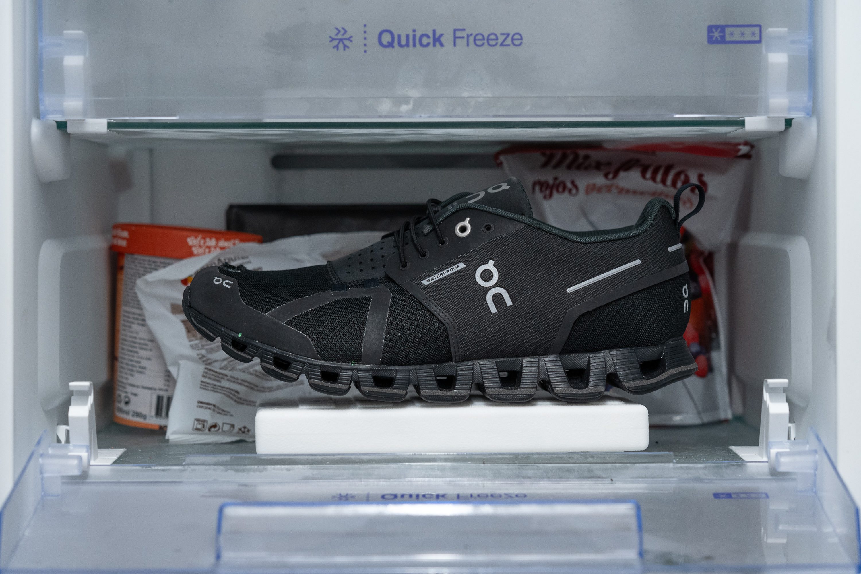 On Cloud Waterproof Midsole softness in cold