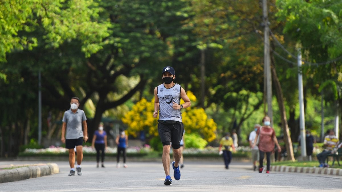 running with mask