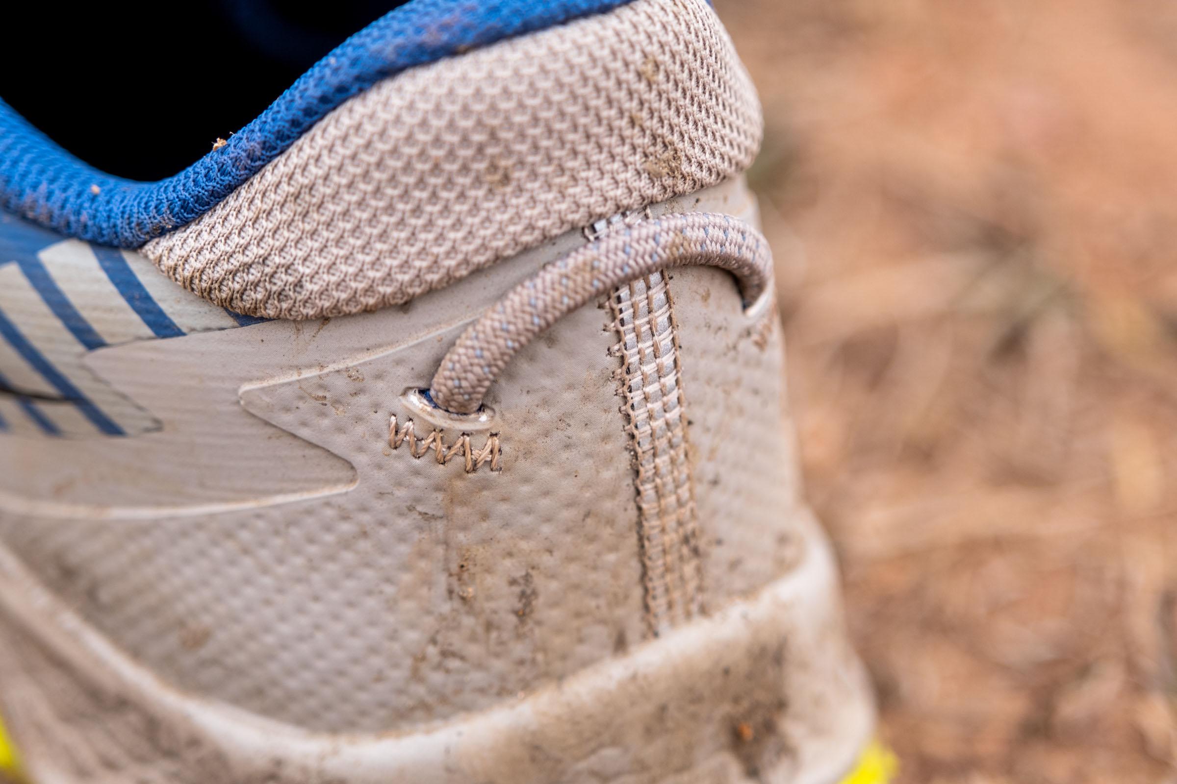 Heel gaiter hook or heel loop on Peregrine 11